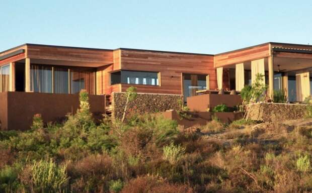 Ecomo House - модульный дом на территории экопарка в ЮАР.