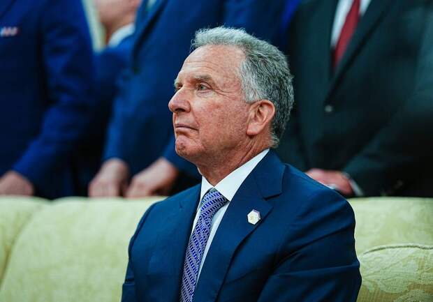 Спецпредставитель Трампа тайно встретился с главой иранской оппозиции