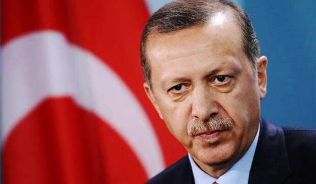 Эрдоган объяснил, зачем обращался к народу через FaceTime и СМС