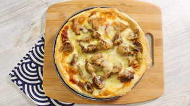 Фото к рецепту: Чикагская глубокая пицца Фото к рецепту: Чикагская глубокая пицца