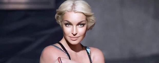Анастасия Волочкова в резкой форме раскритиковала Большой театр