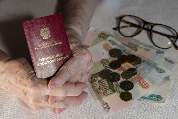 Беглов: президент поддержал инициативу об индексации пенсий
