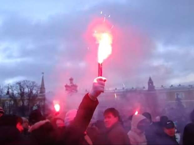 Экономист предсказал взрыв массового недовольства в России в 2019 году Экономист предсказал взрыв массового недовольства в России в 2019 году