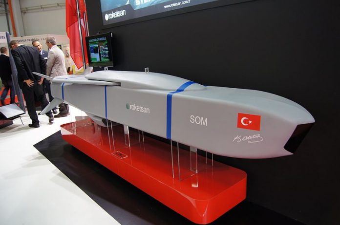 Новая турецкая ракета с легкостью разносит бункеры