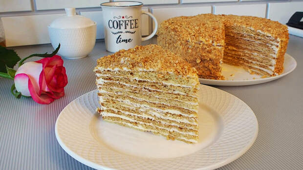 Рецепт из заветной тетрадки: торт медовик, который нравится даже свекрови