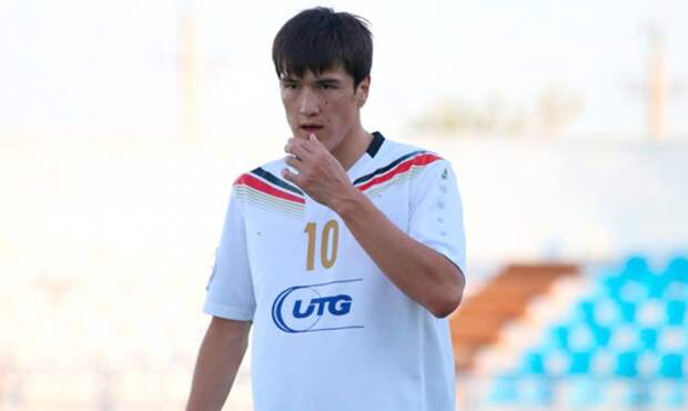 Молодая звезда узбекского футбола <span class=