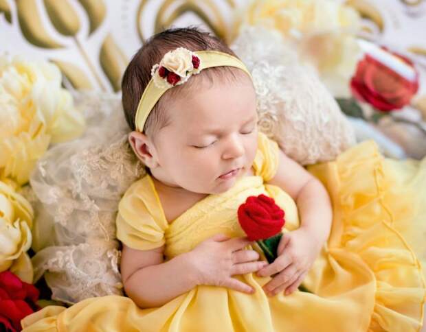 Картинки по запросу beauty and the beast baby