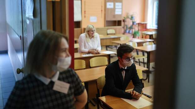 В России спорят о ЕГЭ: почему систему хотят отменить и в чем ее преимущества