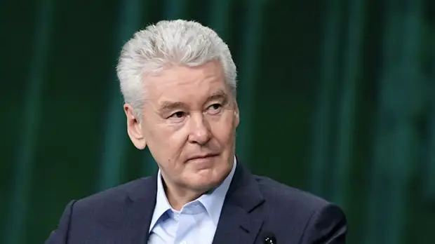 Собянин призвал уменьшить число мигрантов на стройках программы реновации в Москве