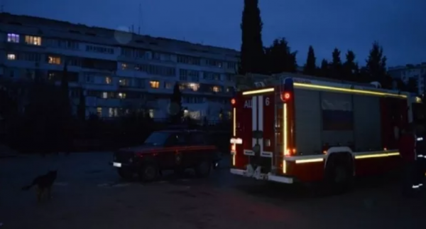 В Севастополе задымилась школа (ФОТО)