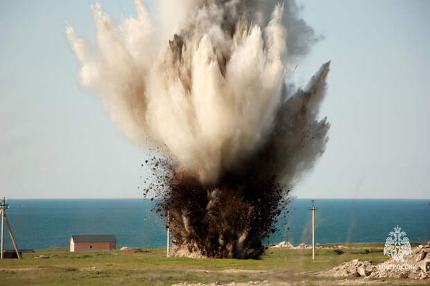 В российском регионе взорвали 100-килограммовую бомбу времен Великой Отечественной войны