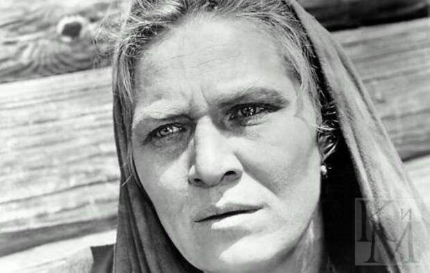 Римма Маркова в фильме *Бабье царство*, 1967 | Фото: ygashae-zvezdu.livejournal.com Римма Маркова в фильме *Бабье царство*, 1967 | Фото: ygashae-zvezdu.livejournal.com