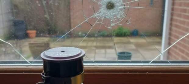 Жизнь спас древний оружейный хлам. В Полтавской области военный медик швырнул гранату в окно родителям сожительницы