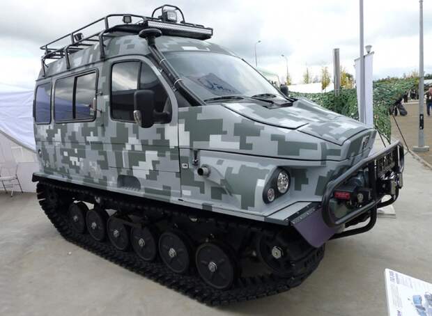 Техника для "обычных дорог" Техника для "обычных дорог" военная техника, снегоход