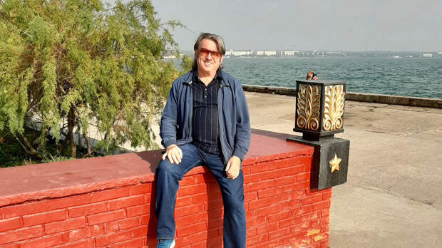 Лоза объяснил нежелание уезжать из России