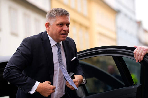 Премьер Словакии Фицо госпитализирован после покушения, он в тяжелом состоянии