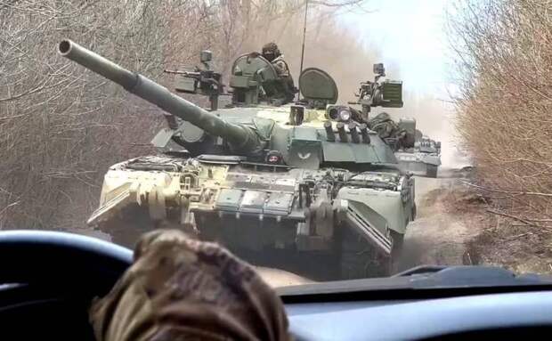 ВСУ пытаются вырваться из Лисичанска, им на помощь выдвинулись тысячи бойцов