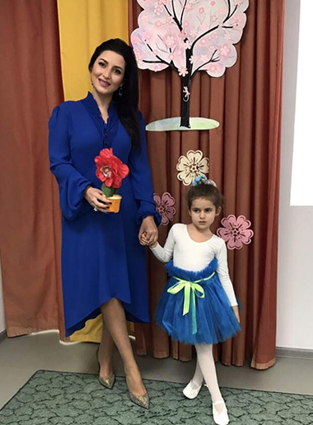 Дочь Жасмин выступила на празднике весны вместе с дочкой Филиппа Киркорова