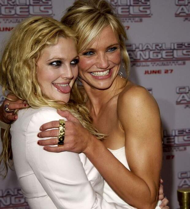 Мы с Тамарой ходим парой звездные подруги