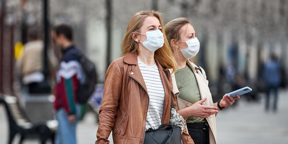 Эксперты: люди проецируют на коронавирус свои внутренние страхи
