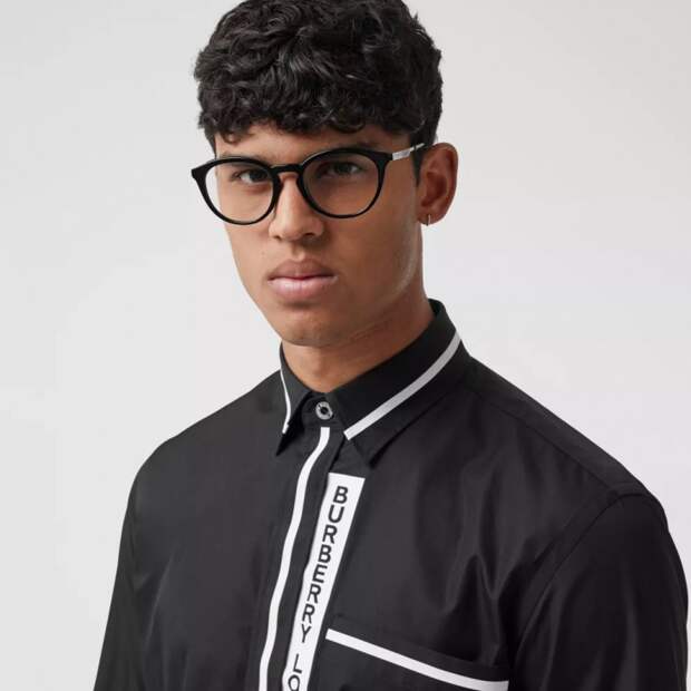 Детали мужских рубашек Burberry