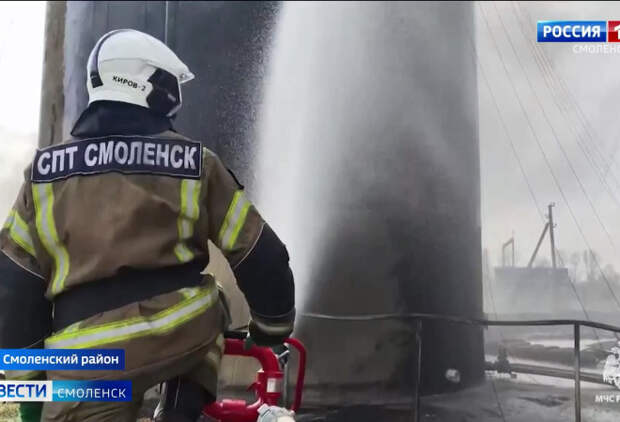 Смоляне благодарят пожарных, ликвидировавших возгорания в Ярцеве и Кардымове
