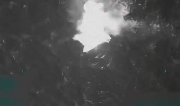 По каким лодкам бьют США, если Мадуро, якобы главарь картеля, уже в тюрьме?