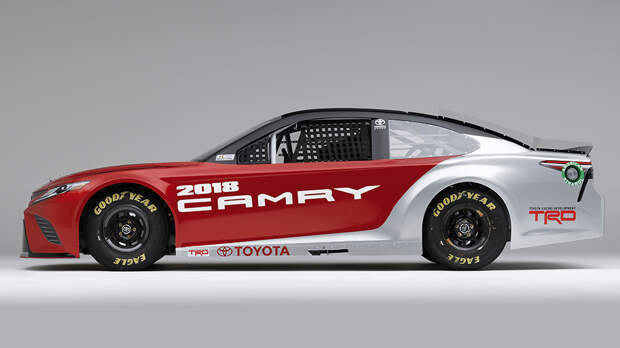 Toyota Camry выступит в американской серии NASCAR