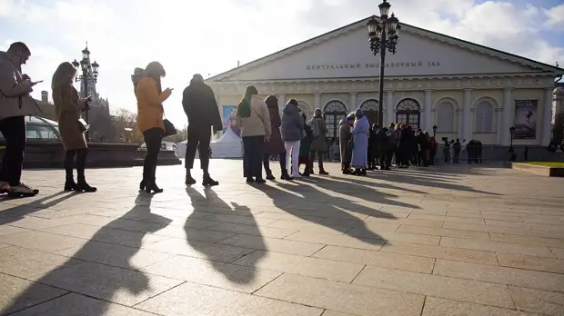 Выставка «Воздушные замки Славы Полунина» пройдет в «Манеже»