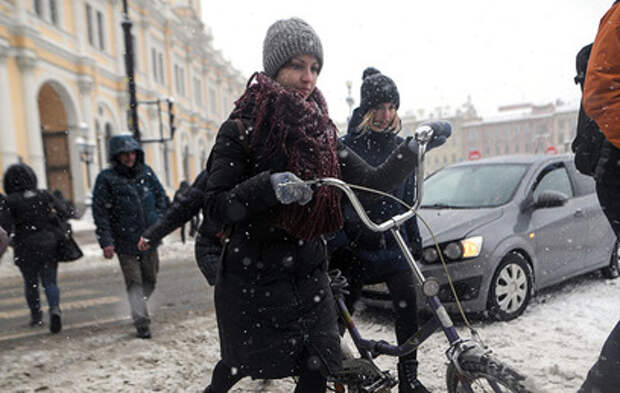 В Россию пришла настоящая зима. Видео из заснеженных регионов