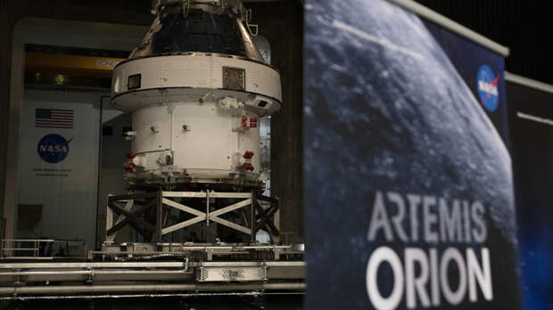 Нарушение связи произошло на лунном корабле Orion