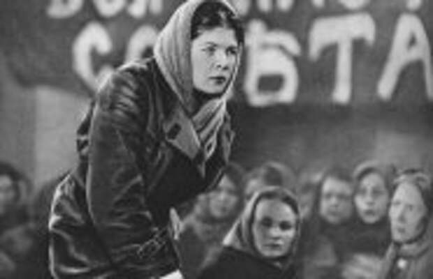 Обо всём: За что Сталин приказал расстрелять свою армянскую секретаршу?