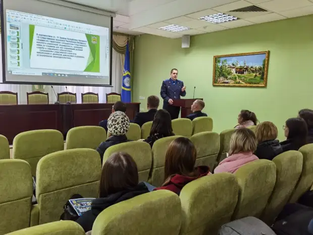 Сегодня в Бобруйском межрайонном отделе следственного комитета Республики Беларусь состоялось профориентационное мероприятие...