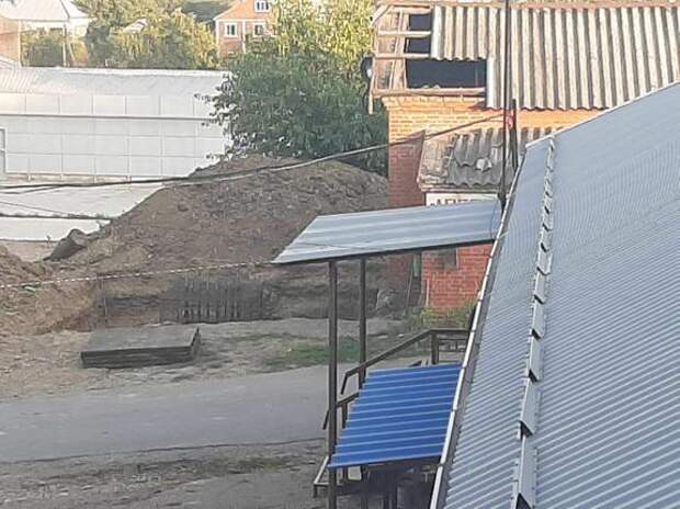 Армавирцы возмущены возведением вышки мобильной связи в жилом секторе