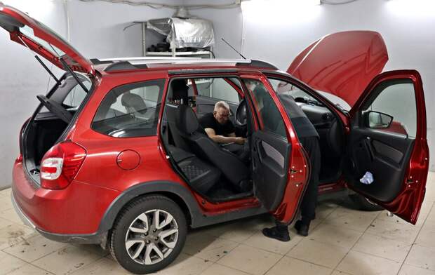Сделал шумоизоляцию на своей lada Granta Cross - что изменилось + мнение о работе мастеров