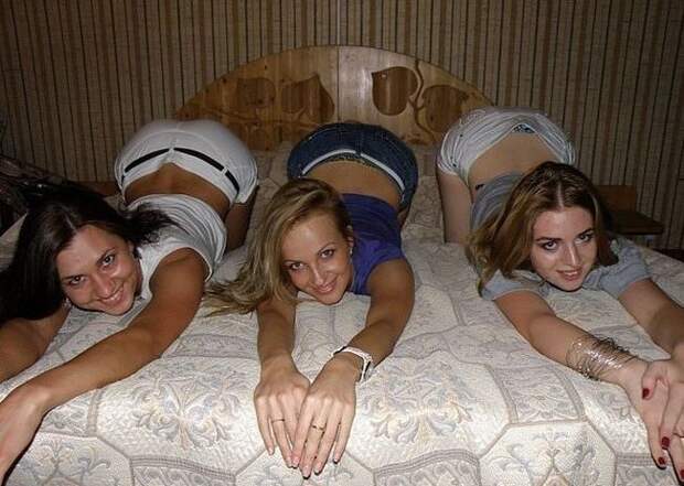 Глупые и смешные фотографии девушек из социальных сетей (83 фото)