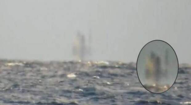 Результат пошуку зображень за запитом "Житель Мичигана снял на камеру корабль-призрак (видео)"