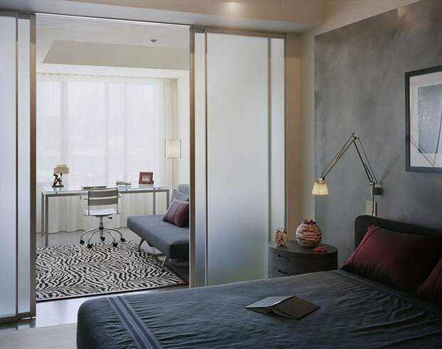 Дизайн спальни и рабочего кабинета в одной комнате фото