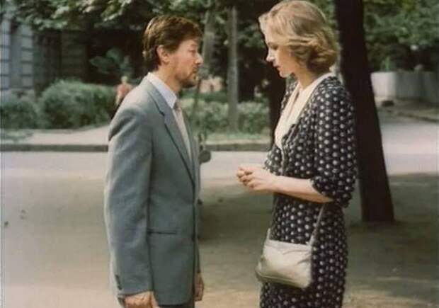 Кадр из фильма *Одинокая женщина желает познакомиться*, 1986 | Фото: domkino.tv