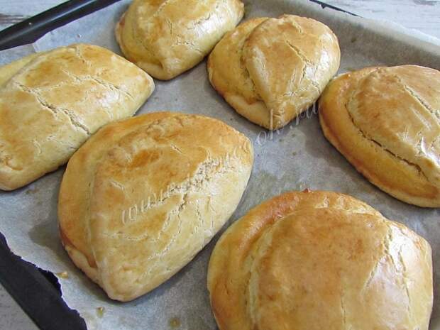Выпекаем сочники с творогом