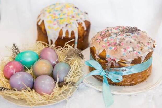 Как правильно выбрать кулич в магазине и не отравиться: биолог назвала 5 признаков опасной выпечки