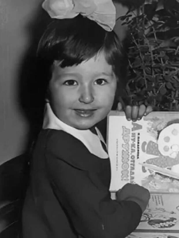 Татьяна Куралесина в детстве. / Фото: www.mycdn.me