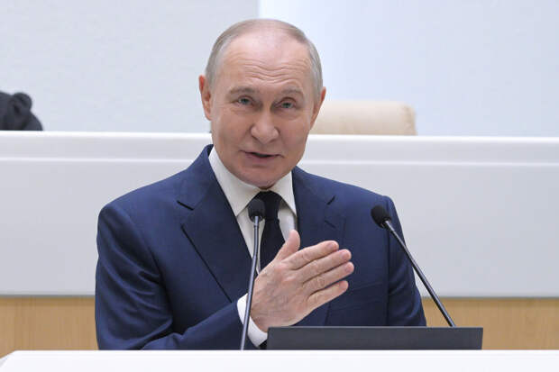 Путин назвал очень серьезным вопрос о ситуации с дорогами в Ярославской области