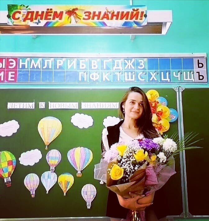 Школьные линейки 2021 года: эффектные учителя России и стран СНГ