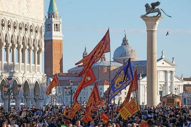 Провал референдума — большая игра в ITALEXIT
