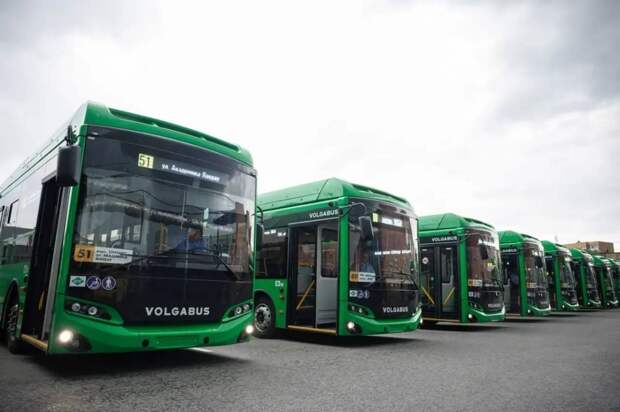 Екатеринбург закупит 15 автобусов особо большого класса за 443,5 млн рублей