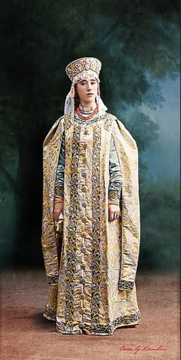 Цветные фото с бала 1903 года (подборка)