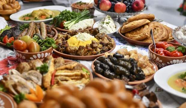 Продукты для праздничного ужина к Рождеству можно выбрать на московских ярмарках