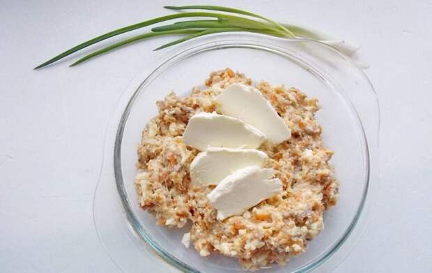 Все ингредиенты пропустить через мясорубку. Все ингредиенты пропустить через мясорубку.