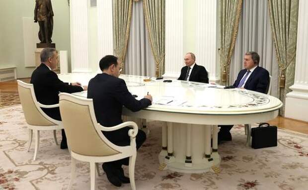 Путин поблагодарил Турцию за настрой на урегулирование конфликта на Украине
